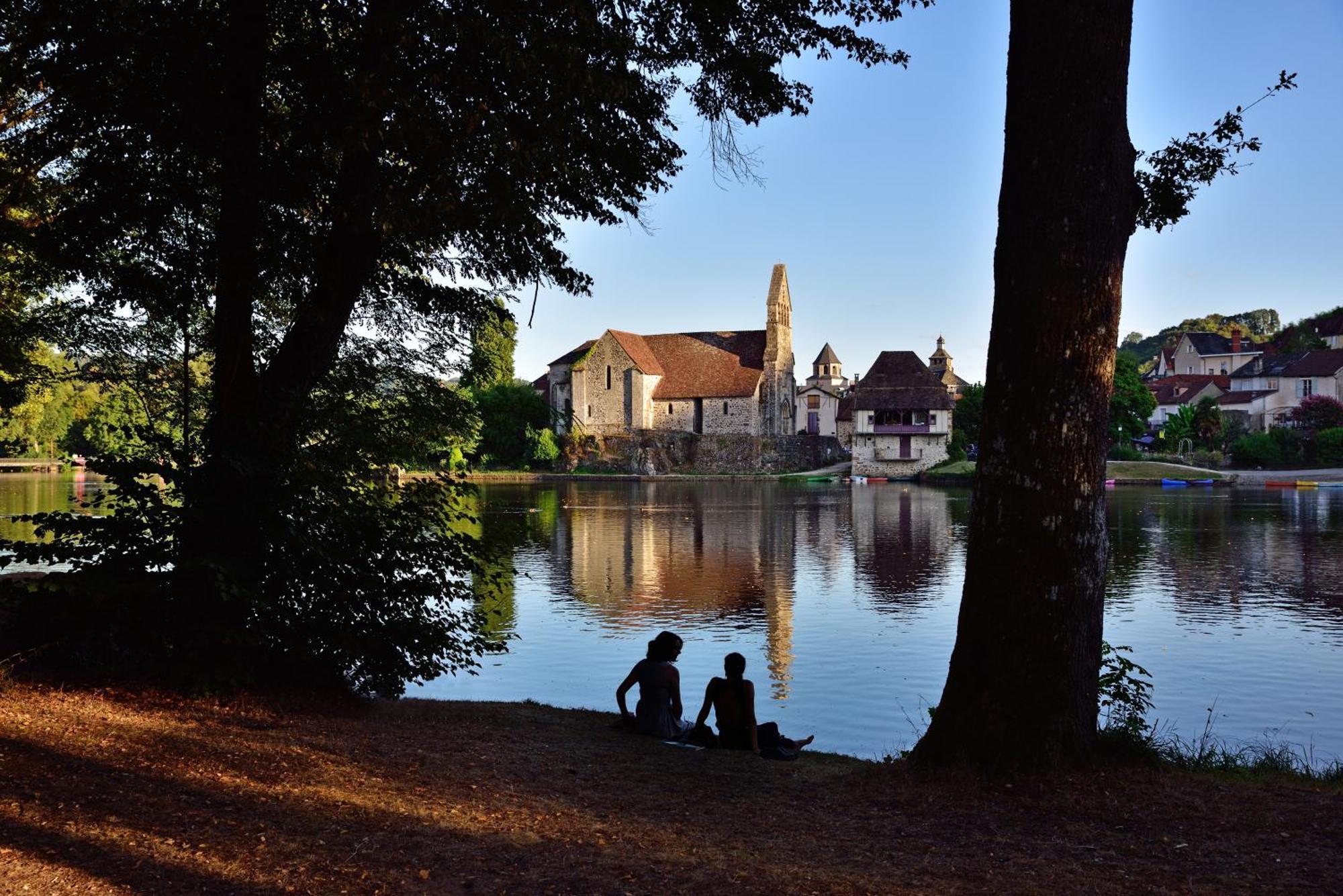 Maison D'Hotes Les Jardins Saint Eloi Le Lonzac Zewnętrze zdjęcie